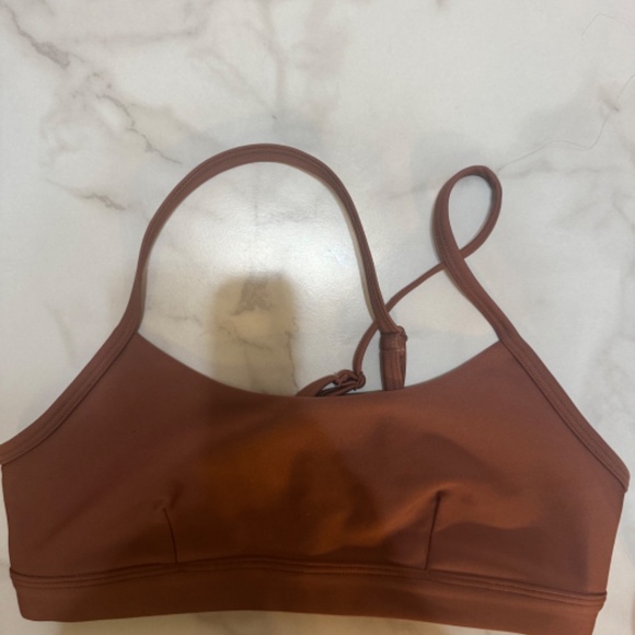 ALO - Picture 2 of 2